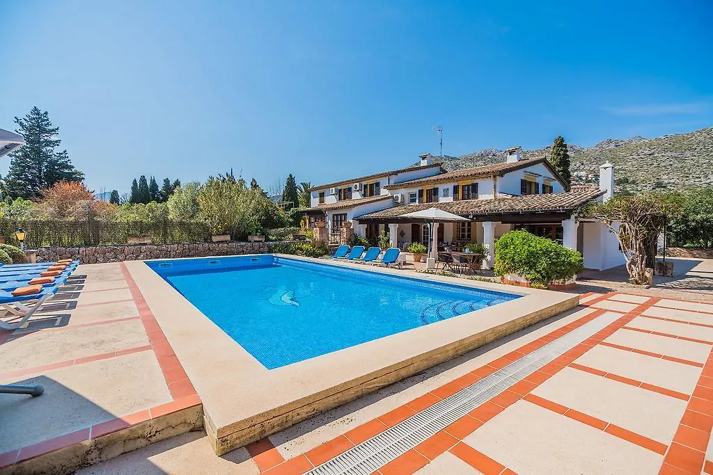 Can Giro Pollença Vila